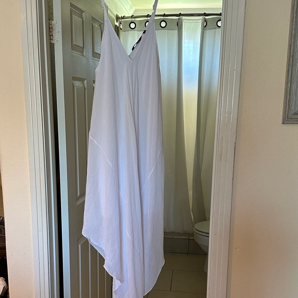 Mlle Gabrielle Elegant white dress